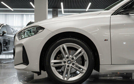 BMW 1 серия, 2021 год, 2 740 000 рублей, 22 фотография