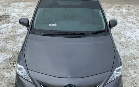 Toyota Prius Alpha I (ZVW40/41), 2014 год, 1 400 000 рублей, 2 фотография