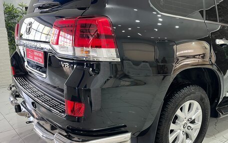 Toyota Land Cruiser 200, 2016 год, 5 198 000 рублей, 11 фотография