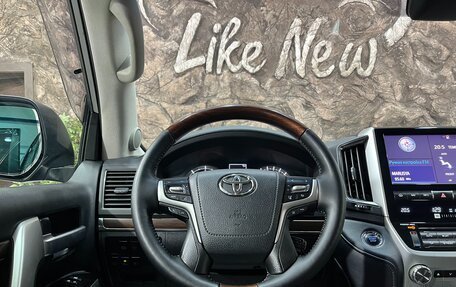 Toyota Land Cruiser 200, 2016 год, 5 198 000 рублей, 16 фотография