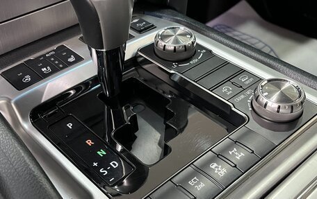 Toyota Land Cruiser 200, 2016 год, 5 198 000 рублей, 18 фотография