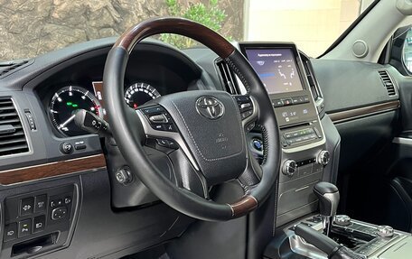 Toyota Land Cruiser 200, 2016 год, 5 198 000 рублей, 7 фотография
