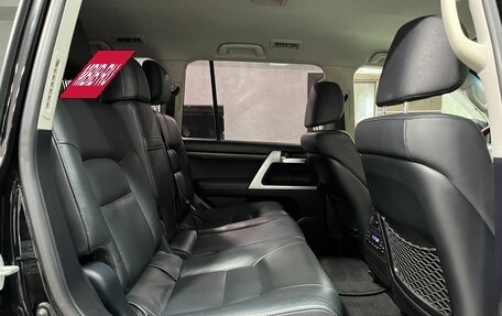 Toyota Land Cruiser 200, 2016 год, 5 198 000 рублей, 12 фотография