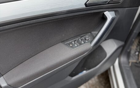 Volkswagen Tiguan II, 2021 год, 2 750 000 рублей, 4 фотография