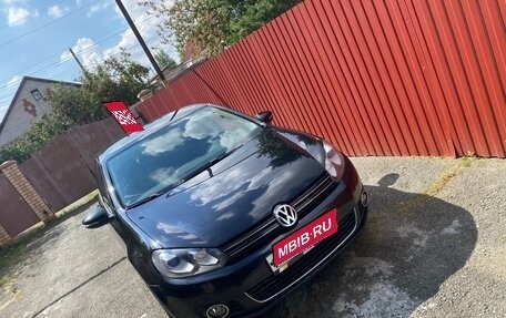 Volkswagen Golf VI, 2010 год, 905 000 рублей, 1 фотография