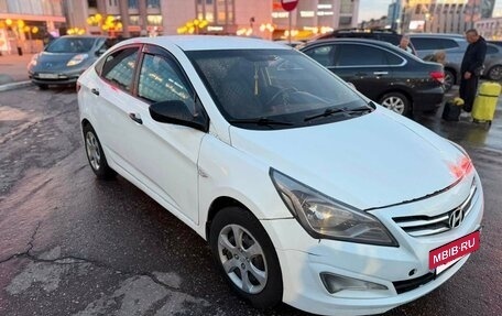 Hyundai Solaris II рестайлинг, 2016 год, 335 000 рублей, 14 фотография