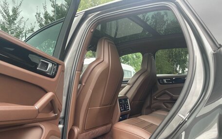 Porsche Cayenne III, 2021 год, 7 690 000 рублей, 16 фотография
