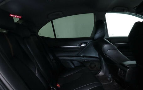 Toyota Camry, 2019 год, 2 360 000 рублей, 20 фотография