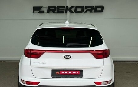 KIA Sportage IV рестайлинг, 2018 год, 1 699 000 рублей, 6 фотография