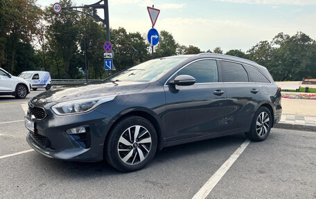 KIA cee'd III, 2019 год, 1 550 000 рублей, 2 фотография
