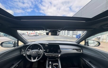 Lexus RX IV рестайлинг, 2025 год, 7 850 000 рублей, 5 фотография
