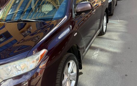 Toyota Highlander III, 2011 год, 1 800 000 рублей, 9 фотография