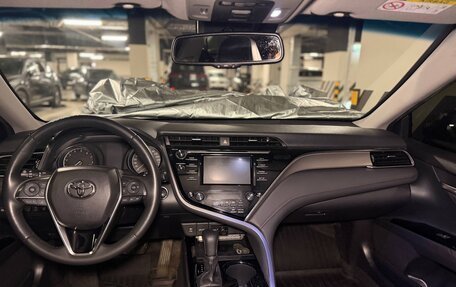 Toyota Camry, 2021 год, 3 950 000 рублей, 16 фотография