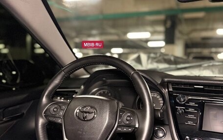 Toyota Camry, 2021 год, 3 950 000 рублей, 14 фотография