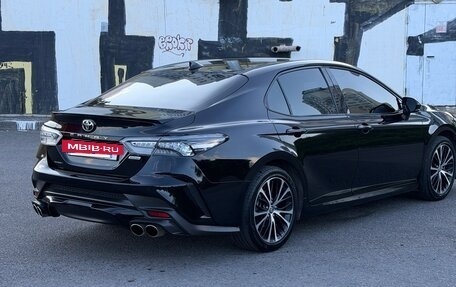 Toyota Camry, 2021 год, 3 950 000 рублей, 13 фотография