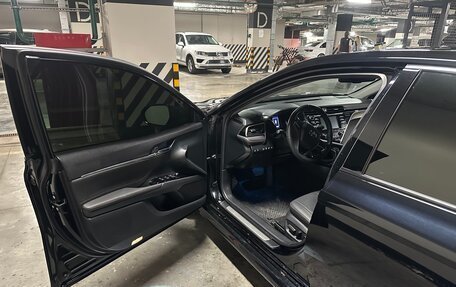 Toyota Camry, 2021 год, 3 950 000 рублей, 19 фотография