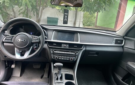 KIA Optima IV, 2019 год, 1 750 000 рублей, 14 фотография