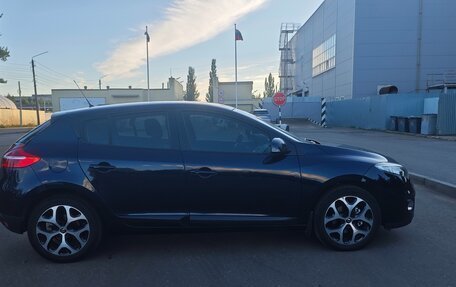 Renault Megane III, 2012 год, 700 000 рублей, 2 фотография
