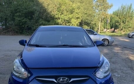 Hyundai Solaris II рестайлинг, 2011 год, 620 000 рублей, 7 фотография