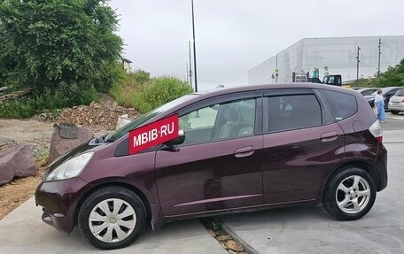 Honda Fit III, 2010 год, 635 000 рублей, 4 фотография