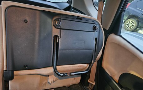 Honda Fit III, 2010 год, 635 000 рублей, 19 фотография