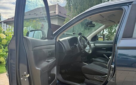 Mitsubishi Outlander III рестайлинг 3, 2018 год, 1 650 000 рублей, 21 фотография