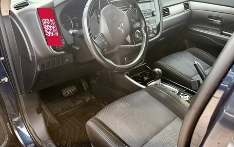 Mitsubishi Outlander III рестайлинг 3, 2018 год, 1 650 000 рублей, 20 фотография