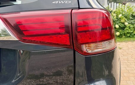 Mitsubishi Outlander III рестайлинг 3, 2018 год, 1 650 000 рублей, 22 фотография