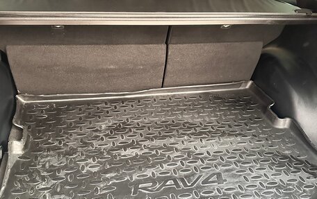 Toyota RAV4, 2014 год, 2 100 000 рублей, 9 фотография