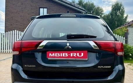 Mitsubishi Outlander III рестайлинг 3, 2018 год, 1 650 000 рублей, 23 фотография