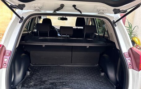 Toyota RAV4, 2014 год, 2 100 000 рублей, 11 фотография