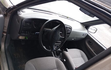 KIA Sportage IV рестайлинг, 2004 год, 350 000 рублей, 5 фотография