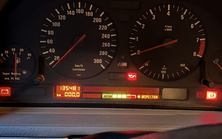 BMW M5, 1993 год, 12 000 000 рублей, 22 фотография