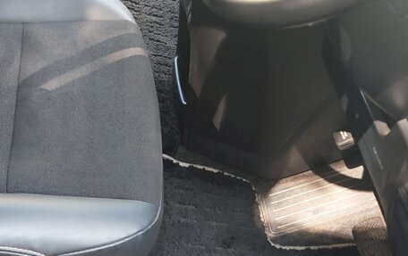 Toyota Noah III, 2019 год, 2 850 000 рублей, 18 фотография