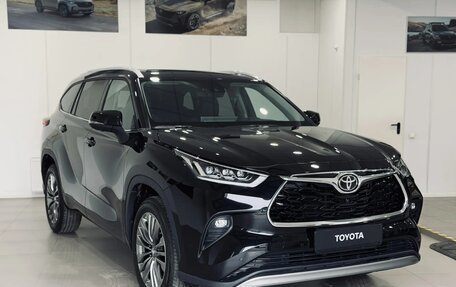 Toyota Highlander, 2026 год, 5 600 000 рублей, 2 фотография