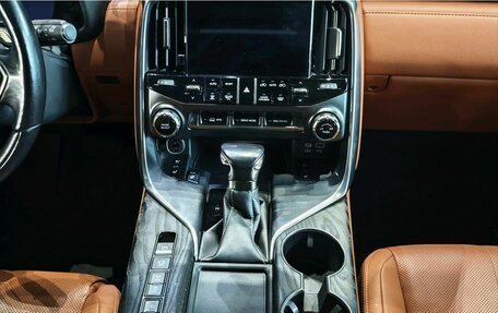 Lexus LX, 2022 год, 14 500 000 рублей, 21 фотография