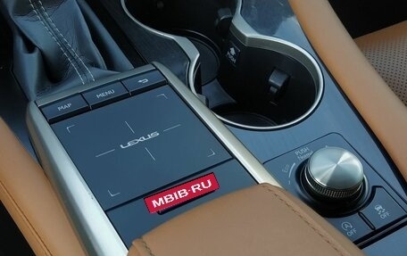 Lexus RX IV рестайлинг, 2022 год, 6 300 000 рублей, 16 фотография