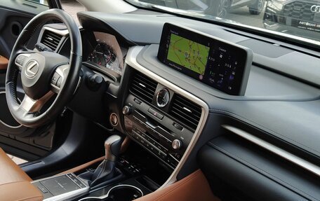Lexus RX IV рестайлинг, 2022 год, 6 300 000 рублей, 25 фотография