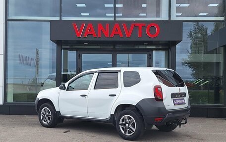 Renault Duster I рестайлинг, 2016 год, 890 000 рублей, 3 фотография