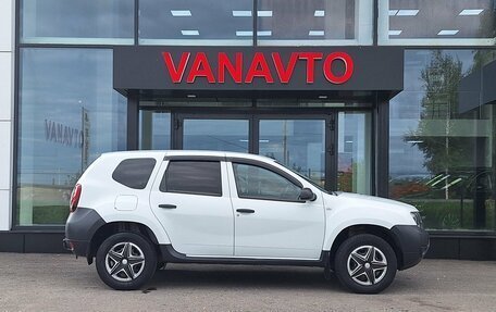 Renault Duster I рестайлинг, 2016 год, 890 000 рублей, 6 фотография