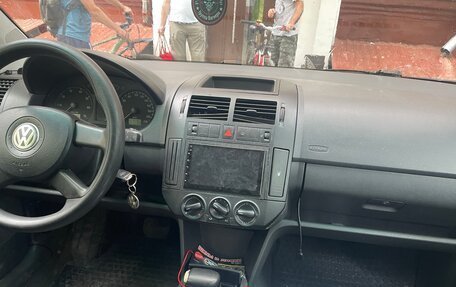 Volkswagen Polo IV рестайлинг, 2005 год, 280 000 рублей, 7 фотография