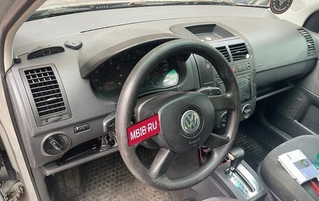 Volkswagen Polo IV рестайлинг, 2005 год, 280 000 рублей, 8 фотография