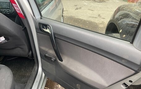 Volkswagen Polo IV рестайлинг, 2005 год, 280 000 рублей, 24 фотография