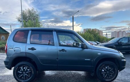 Chevrolet Niva I рестайлинг, 2010 год, 329 000 рублей, 4 фотография
