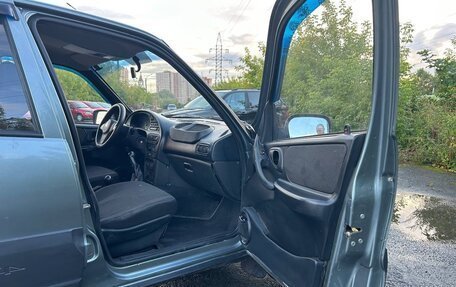 Chevrolet Niva I рестайлинг, 2010 год, 329 000 рублей, 9 фотография