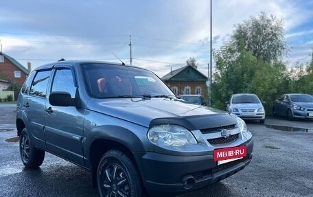 Chevrolet Niva I рестайлинг, 2010 год, 329 000 рублей, 3 фотография
