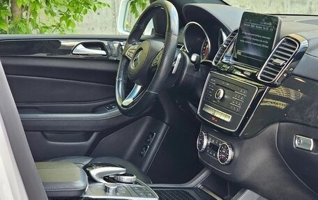 Mercedes-Benz GLS, 2017 год, 2 800 000 рублей, 16 фотография