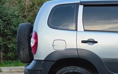 Chevrolet Niva I рестайлинг, 2011 год, 330 000 рублей, 13 фотография