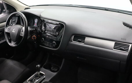 Mitsubishi Outlander III рестайлинг 3, 2013 год, 1 318 000 рублей, 7 фотография