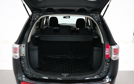 Mitsubishi Outlander III рестайлинг 3, 2013 год, 1 318 000 рублей, 6 фотография